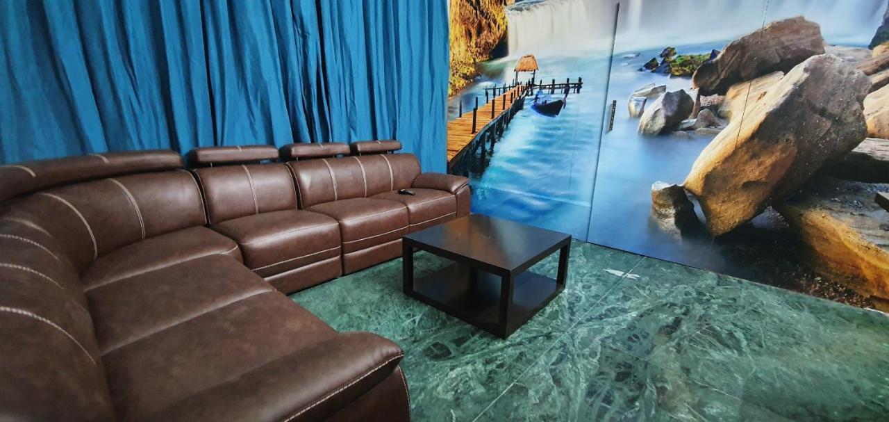 Shree Suites Kuttālam Zewnętrze zdjęcie